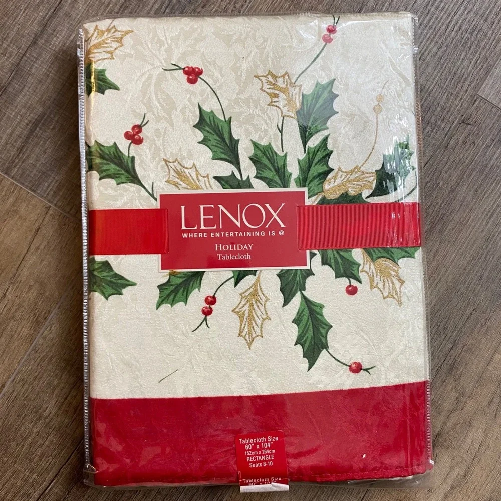 Lenox Holiday Holly Berry Damask Rectangle Tablecloth 60 x 104 Ivory Red Green